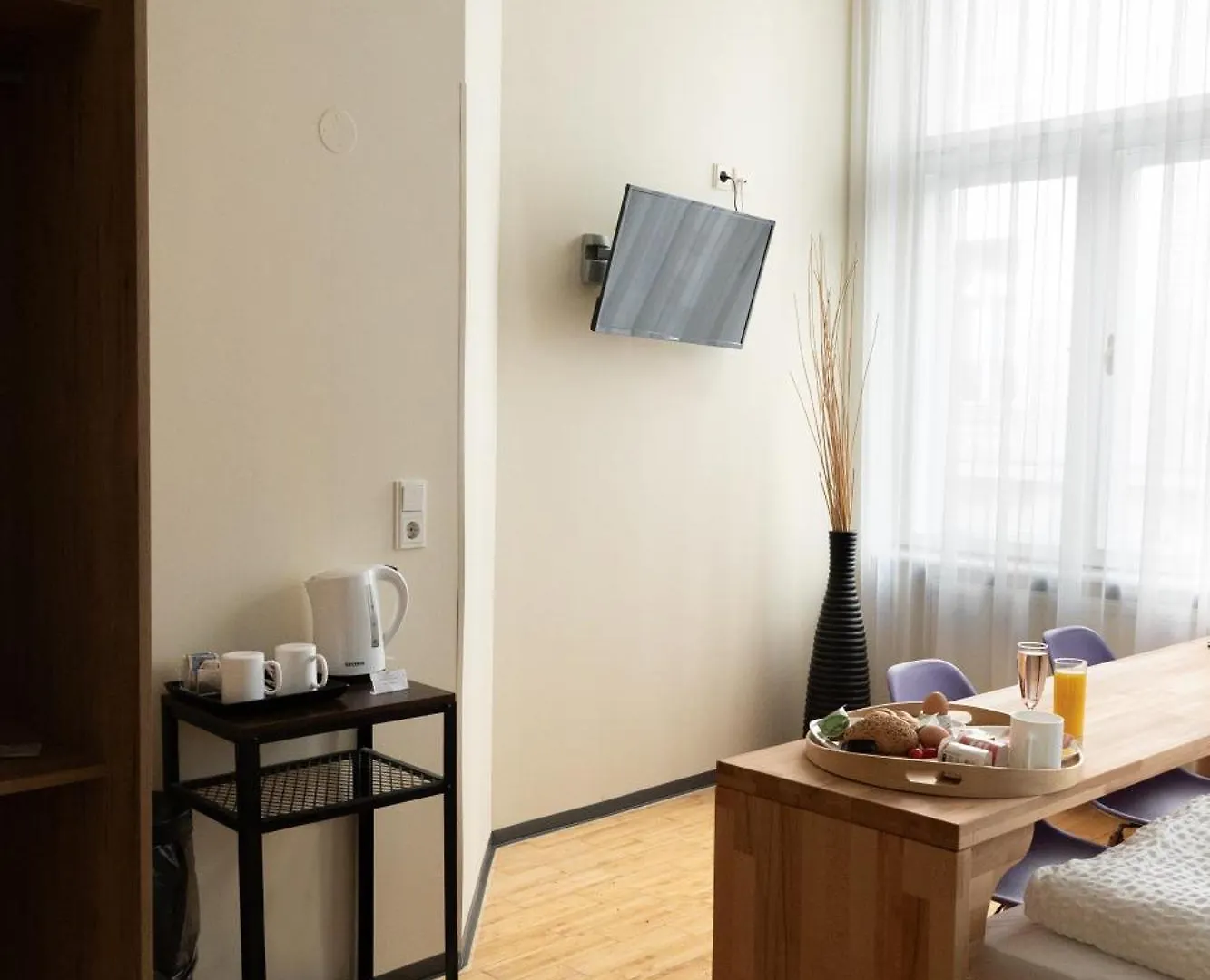 Pension A Und A Vienna 3*,  Austria