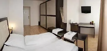 Pension A Und A Vienna 3*,  Austria
