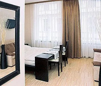 Pension A Und A Vienna 3*,