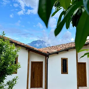 Alpeta Agrotourism&winery - Roshnik , Berat