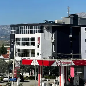 Otel Grand Gjyshi Qerrexhias