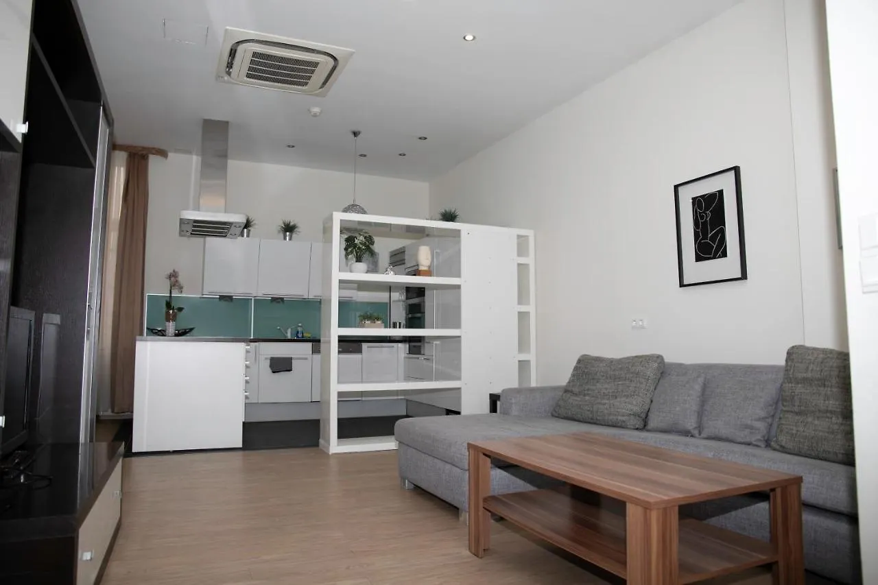 Pension A Und A Viena 3*,  Austria