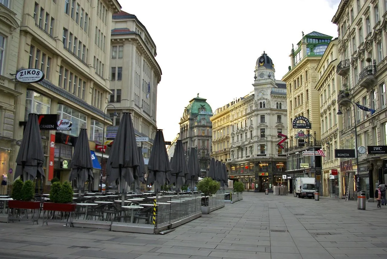 Pension A Und A Viena Austria